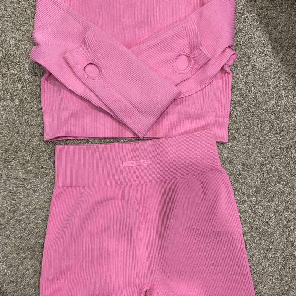 Workout Set - Picture 2 of 2